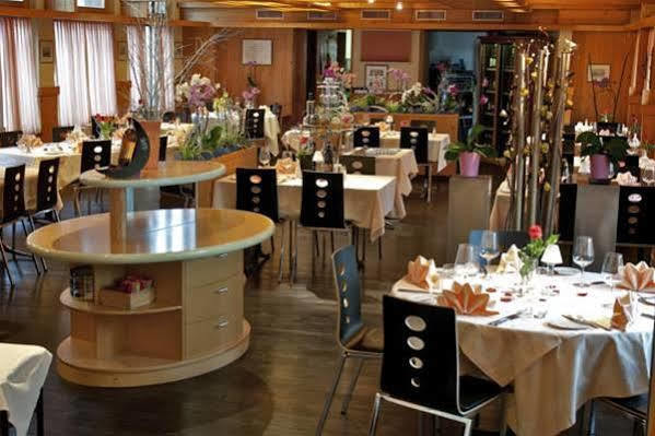 Hotel Meiringen Kültér fotó